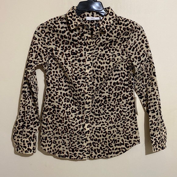 1901 Beige Shadow Leopard Print Long Sleeve Top Size XS - Picture 2 of 10